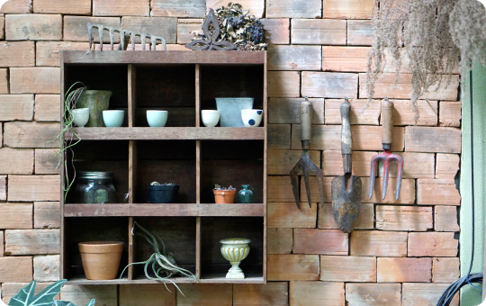 Storing Hand Tools - Elmwood Garden Centre